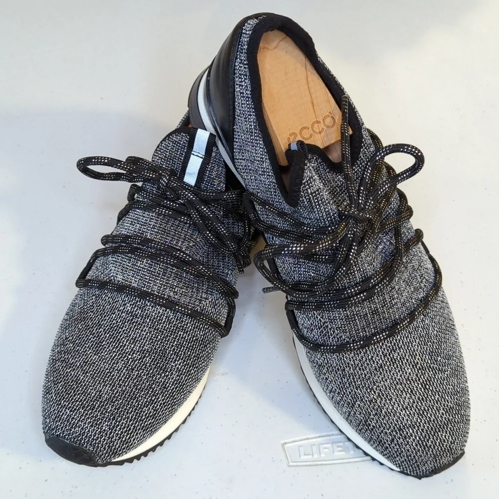 Urban Sport by J/Slides NYC Black Mara Sneaker Metallic Women's NWOB 10
